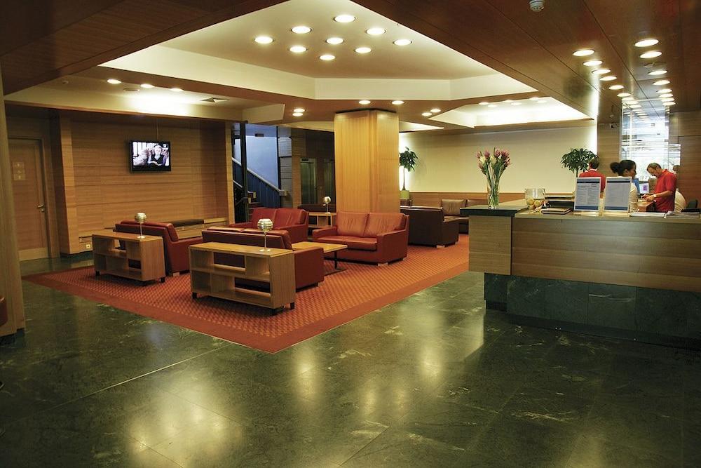 Kompas Hotel 4*